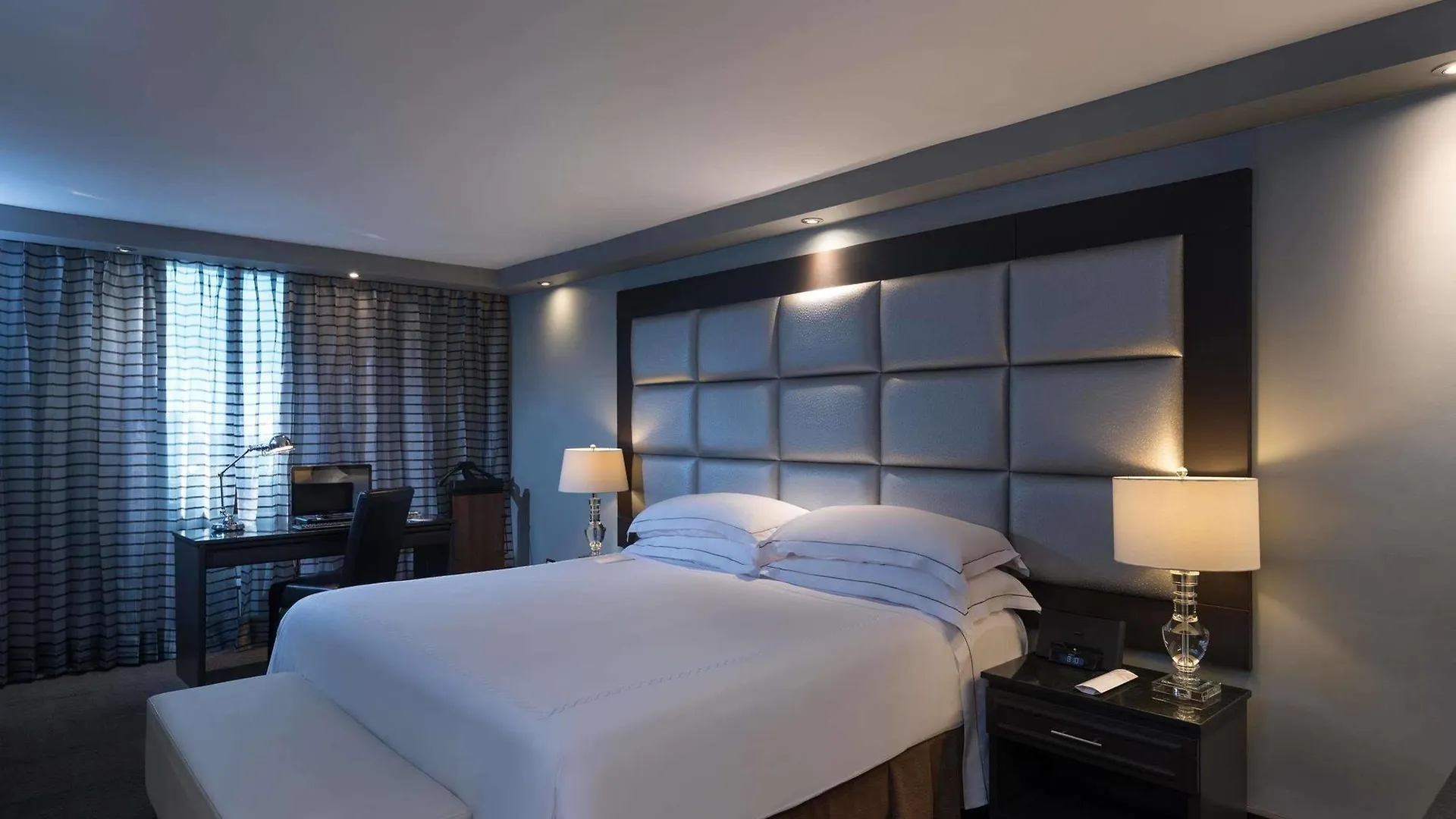 Barcelo Santo Domingo Hotel 5*,